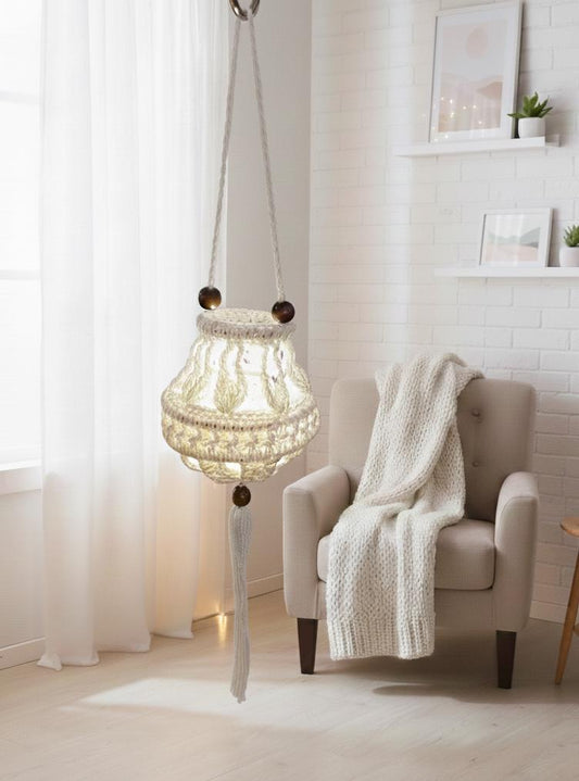 Lampion gehäkelt mit zauberhafter Lichterkette  -"Tulipa Creme"- warme Atmosphäre für dein Zuhause