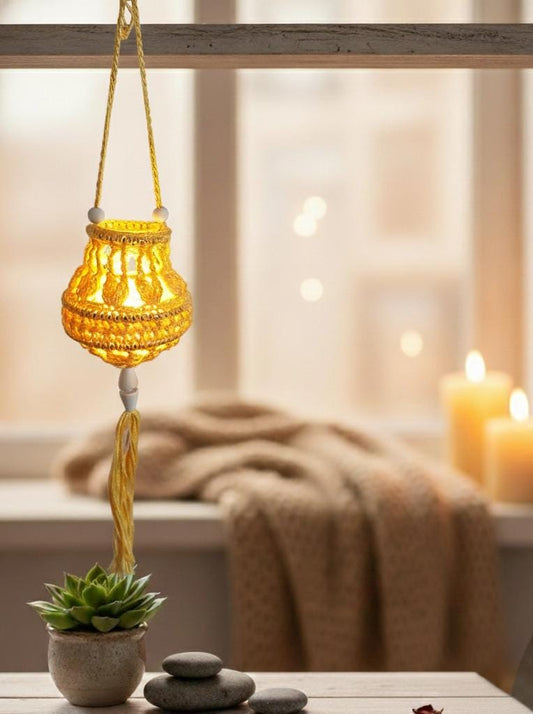 Lampion gehäkelt mit zauberhafter Lichterkette  - "Tulipa Gelb mit Kegelperle" - warme Atmosphäre für dein Zuhause